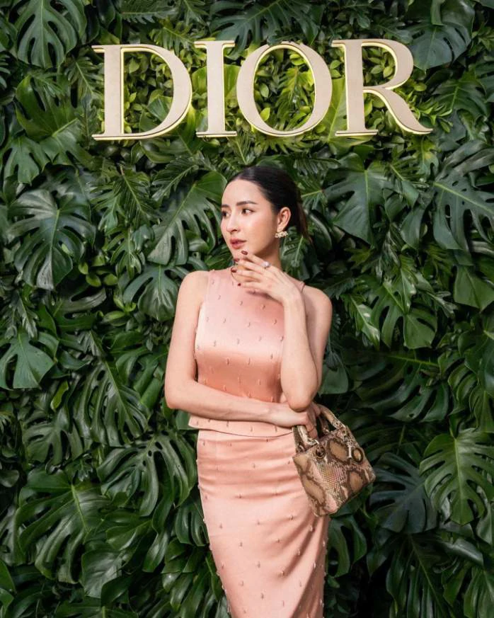 เม พรีมายา โมเน่