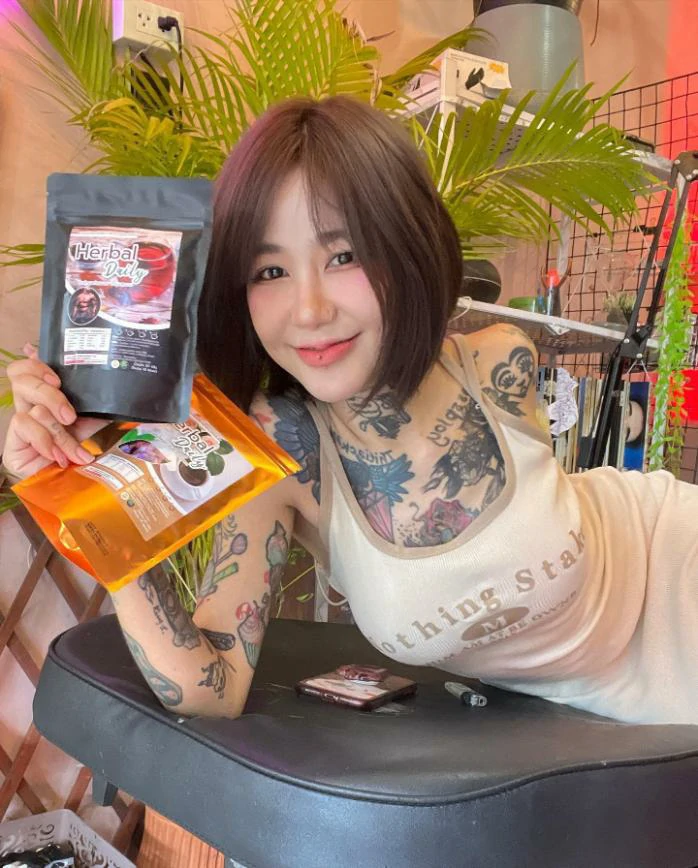 นภัส นางฟ้าช่างสัก